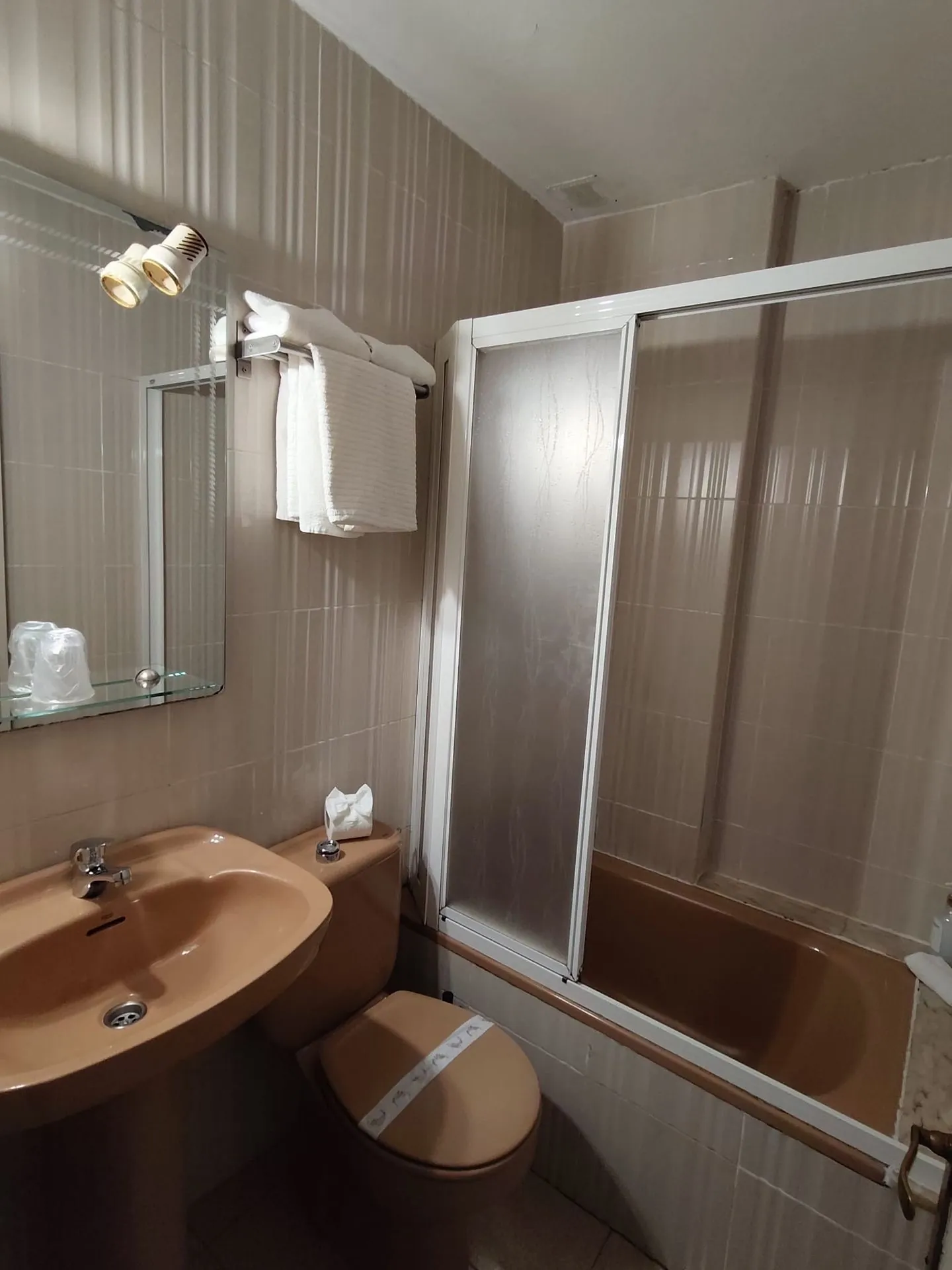 Estándar - baño 302